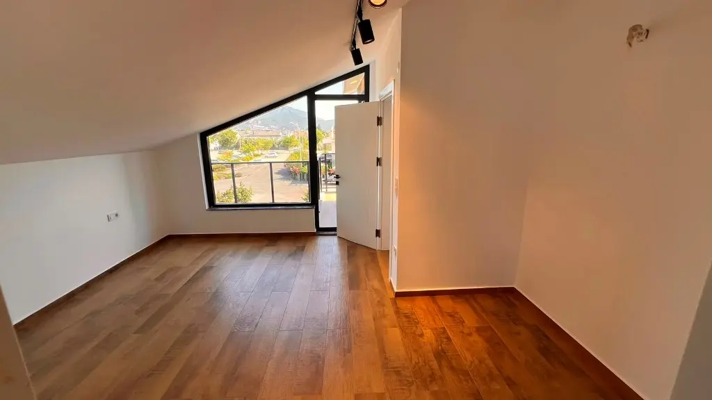 Large room